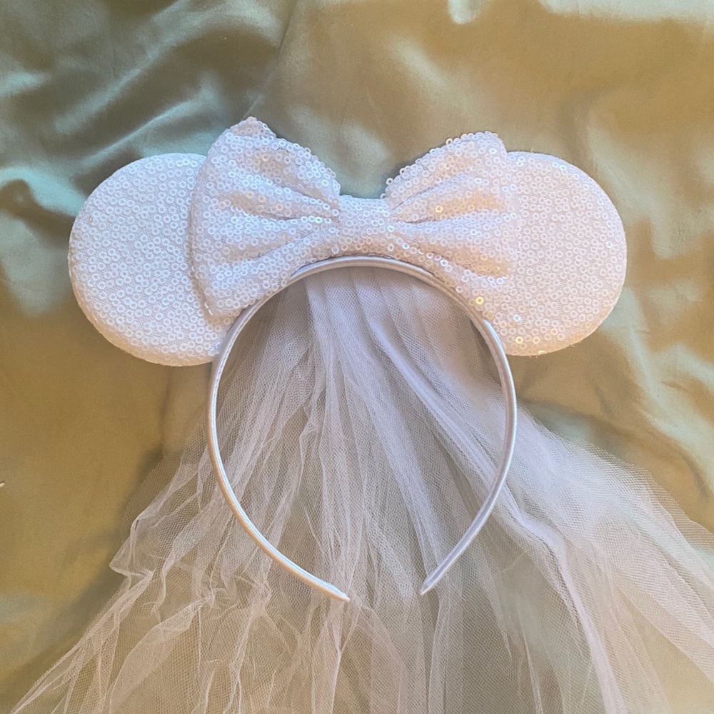 Bridal Minnie Mouse Disney Ears